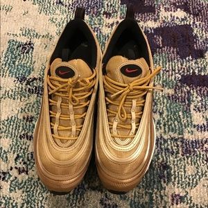 97 Gold air Max